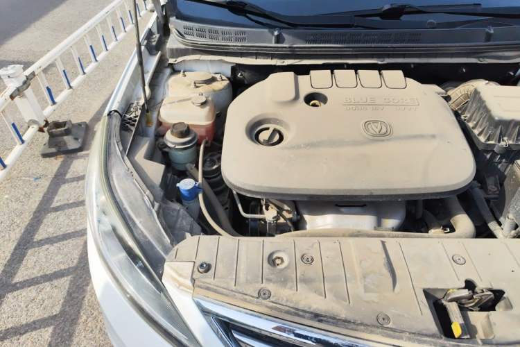 Used CHANGAN Eado 2016 1.6L Manual Fashion Edition Engine Bay Right