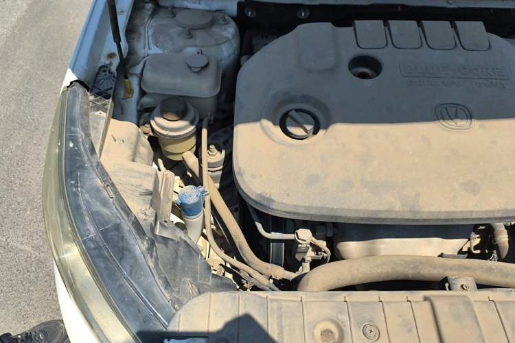 Used CHANGAN Eado 2016 1.6L Manual Fashion Edition Engine Bay Right