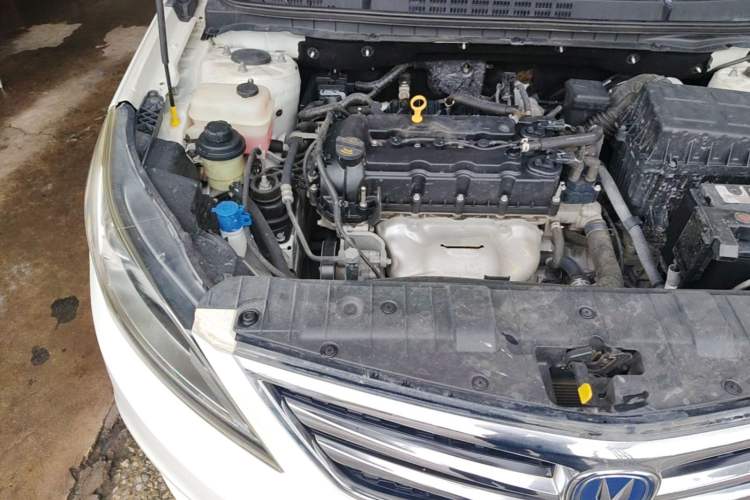 Used CHANGAN Eado 2016 1.6L Automatic Trend Model Engine Bay Right