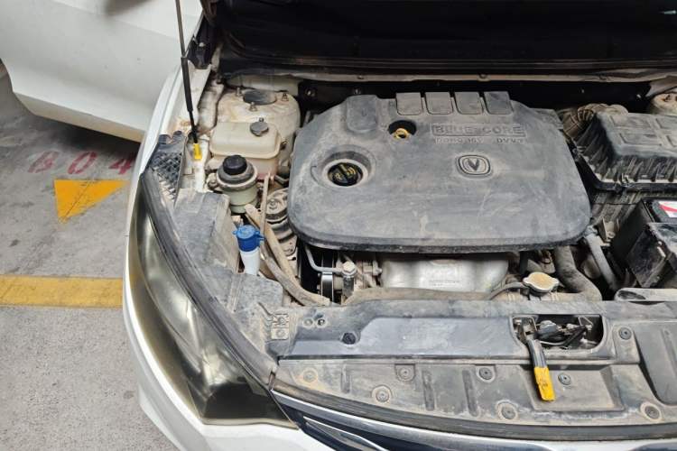 Used CHANGAN Eado 2016 1.6L Manual Junku Model Engine Bay Right