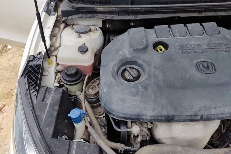 Used CHANGAN Eado  Engine Bay Right