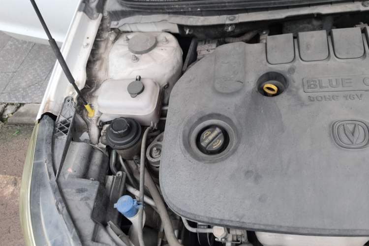 Used CHANGAN Eado 2016 1.6L Manual Fashion Edition Engine Bay Right