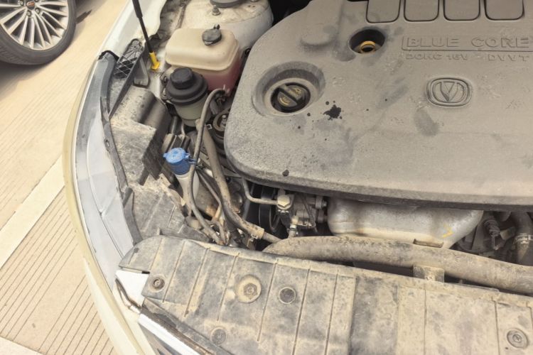 Used CHANGAN Eado 2016 1.6L Manual Fashion Edition Engine Bay Right