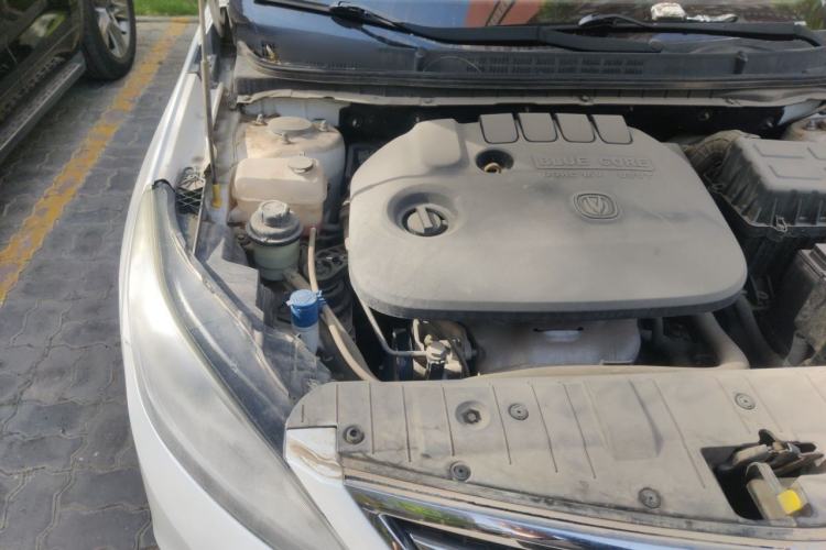 Used CHANGAN Eado 2016 1.6L Manual Fashion Edition Engine Bay Right