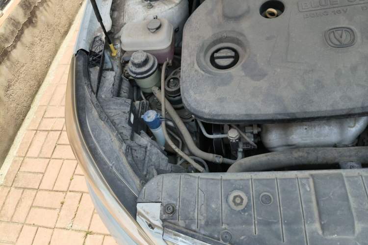 Used CHANGAN Eado 2016 1.6L Manual Fashion Edition Engine Bay Right