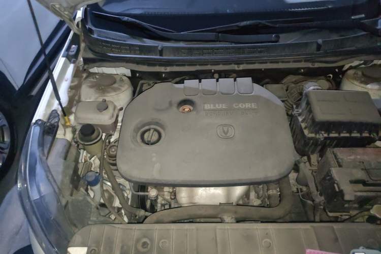 Used CHANGAN Eado 2016 1.6L Manual Fashion Edition Engine Bay Right