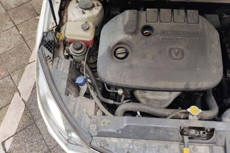 Used CHANGAN Eado 2016 1.6L Manual Junku Model Engine Bay Right