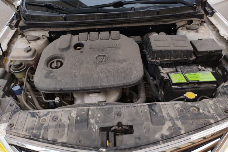 Used CHANGAN Eado 2016 1.6L Manual Fashion Edition Engine Bay