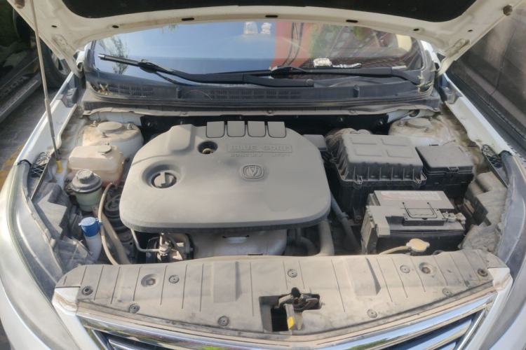 Used CHANGAN Eado 2016 1.6L Manual Fashion Edition Engine Bay
