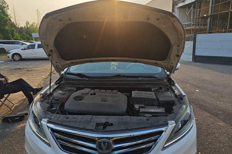 Used CHANGAN Eado 2016 1.6L Manual Fashion Edition Engine Bay