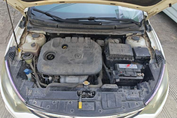 Used CHANGAN Eado 2016 1.6L Manual Junku Model Engine Bay