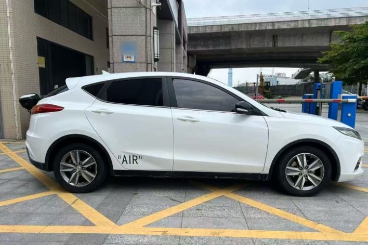 Used CHANGAN Eado 2016 1.6L Automatic Junku Model Exterior 2