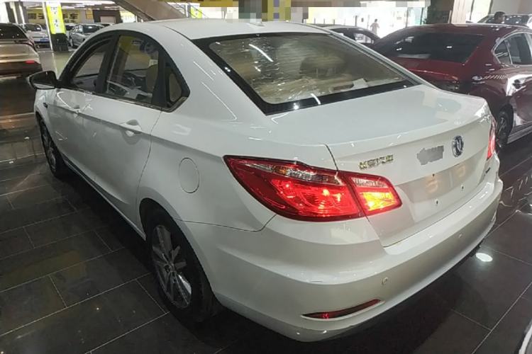 Used CHANGAN Eado 2016 1.6L Manual Fashion Edition Exterior 2