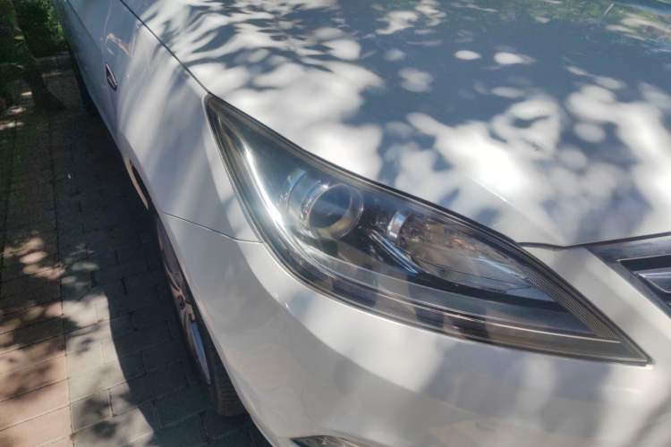 Used CHANGAN Eado 2016 1.6L Manual Fashion Edition Exterior 3