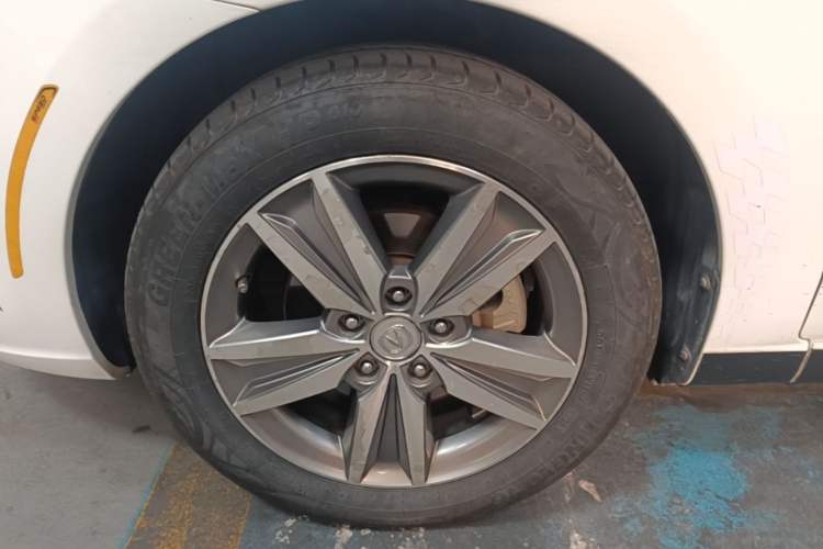 Used CHANGAN Eado 2016 1.6L Automatic Trend Model Exterior 4
