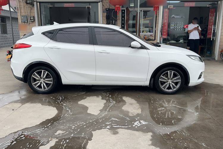 Used CHANGAN Eado 2016 1.6L Automatic Junku Model Exterior 4