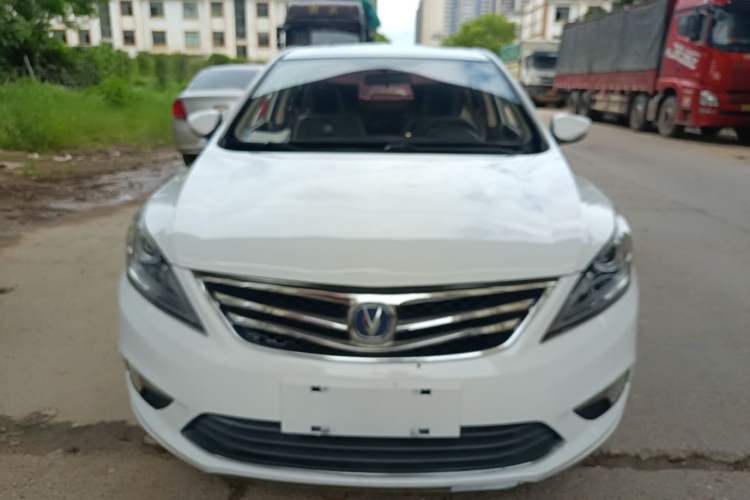 Used CHANGAN Eado 2016 1.6L Manual Fashion Edition Front