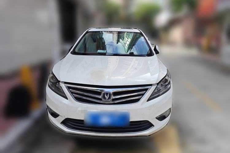 Used CHANGAN Eado 2016 1.6L Manual Fashion Edition Front