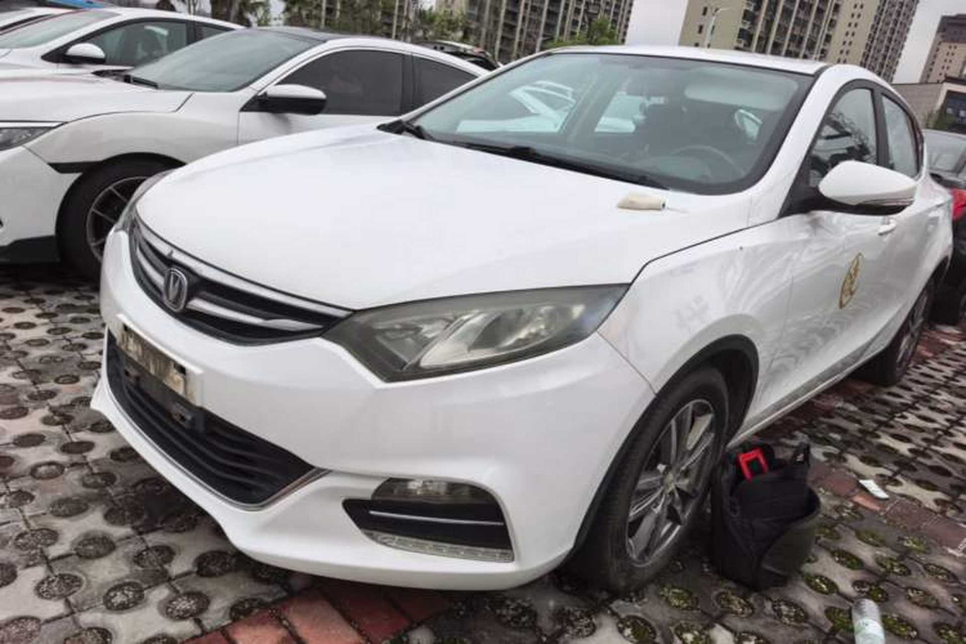 Used CHANGAN Eado 2016 1.6L Automatic Junku Model Front Left 45 Deg