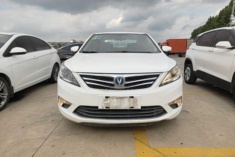 Used CHANGAN Eado 2016 1.6L Manual Fashion Edition Front