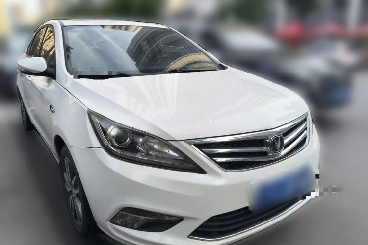 Used CHANGAN Eado 2016 1.6L Manual Fashion Edition Front Right 45 Deg