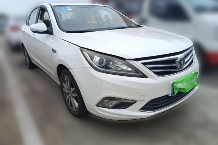 Used CHANGAN Eado 2016 1.6L Manual Fashion Edition Front Right 45 Deg