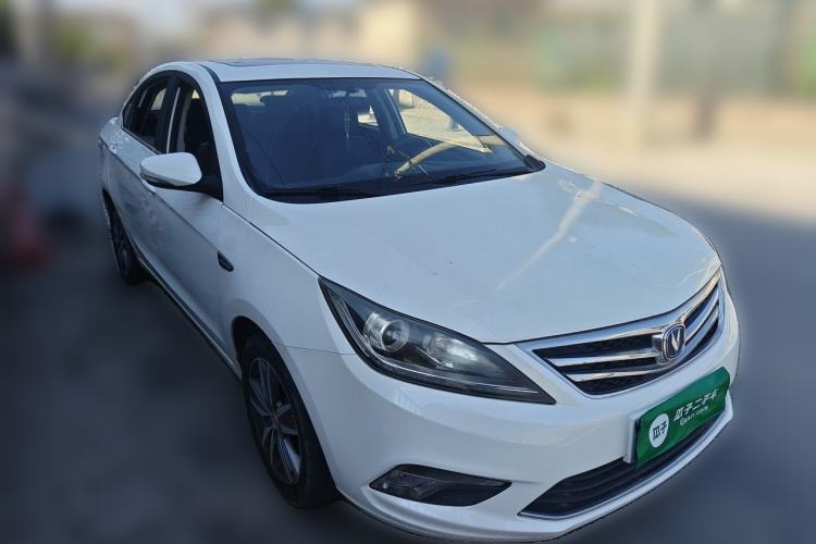 Used CHANGAN Eado 2016 1.6L Manual Fashion Edition Front Right 45 Deg