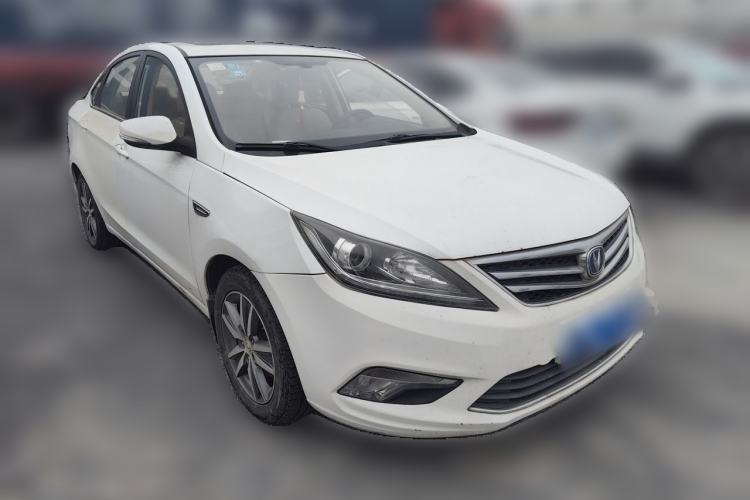 Used CHANGAN Eado 2016 1.6L Manual Fashion Edition Front Right 45 Deg