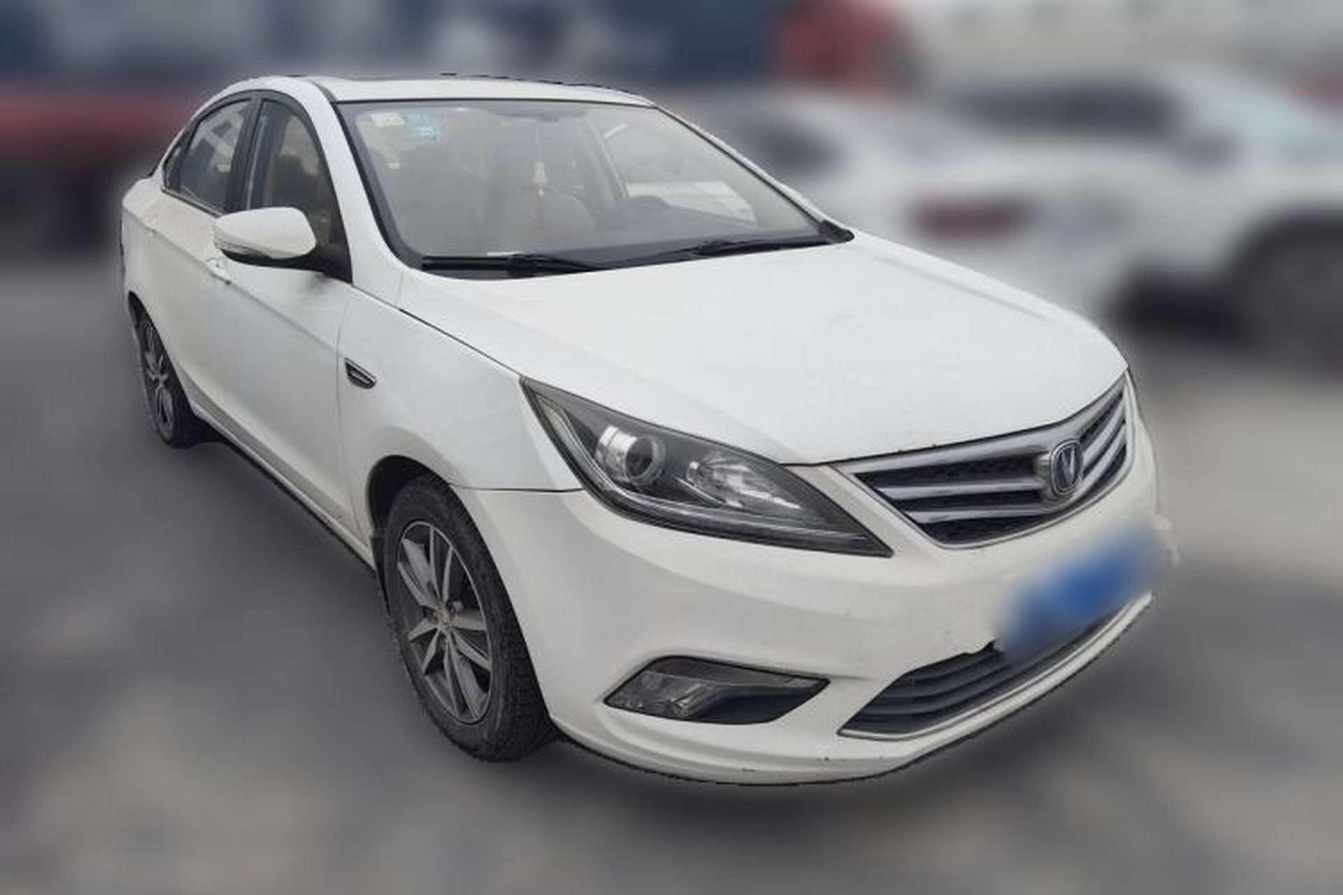 Used CHANGAN Eado 2016 1.6L Manual Fashion Edition Front Right 45 Deg