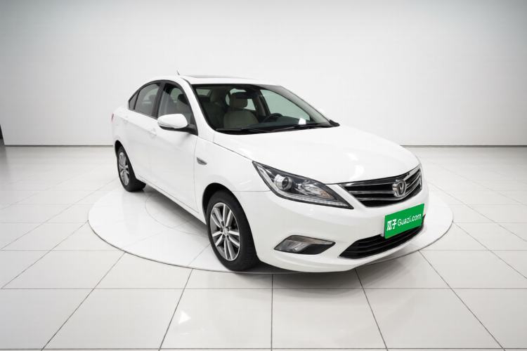 Used CHANGAN Eado 2016 1.6L Manual Fashion Edition Front Right 45 Deg