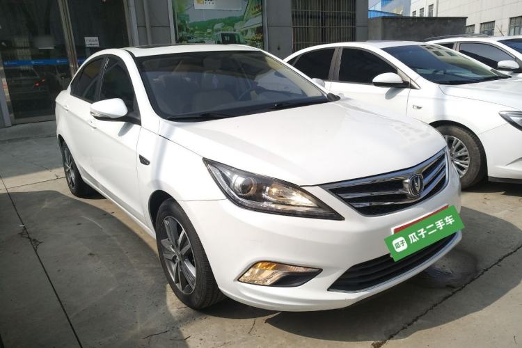 Used CHANGAN Eado 2016 1.6L Manual Fashion Edition Front Right 45 Deg