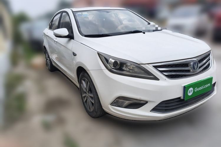 Used CHANGAN Eado 2016 1.6L Manual Fashion Edition Front Right 45 Deg