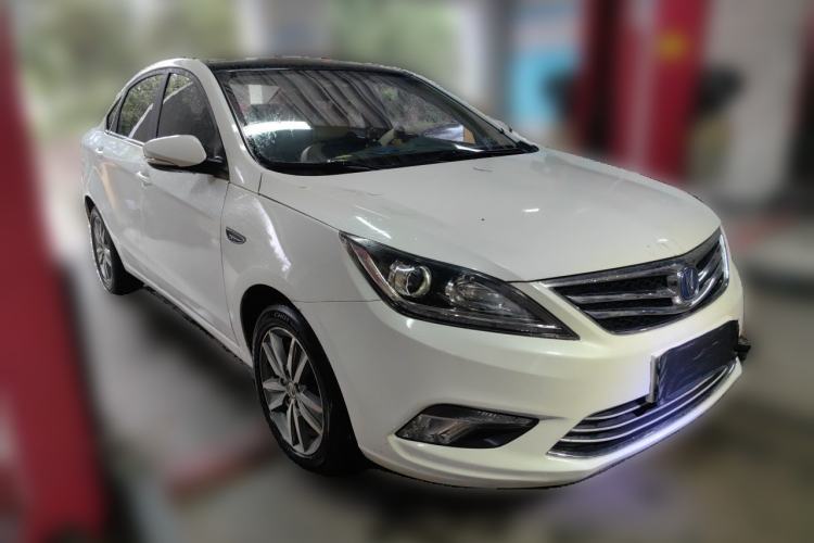 Used CHANGAN Eado 2016 1.6L Manual Fashion Edition Front Right 45 Deg