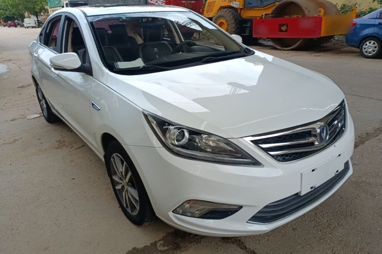 Used CHANGAN Eado 2016 1.6L Manual Fashion Edition Front Right 45 Deg