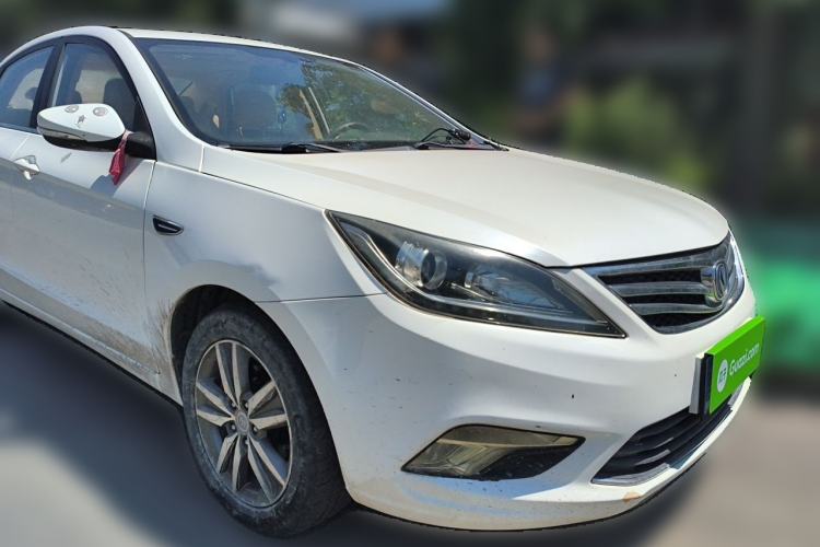 Used CHANGAN Eado 2016 1.6L Manual Fashion Edition Front Right 45 Deg