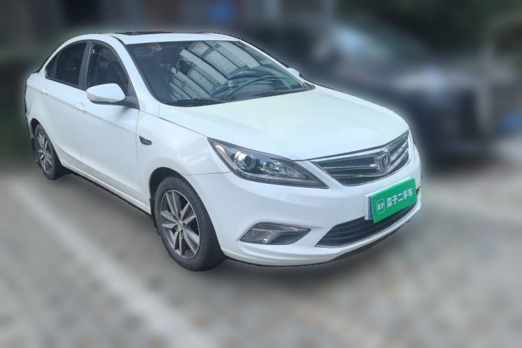 Used CHANGAN Eado 2016 1.6L Manual Fashion Edition Front Right 45 Deg