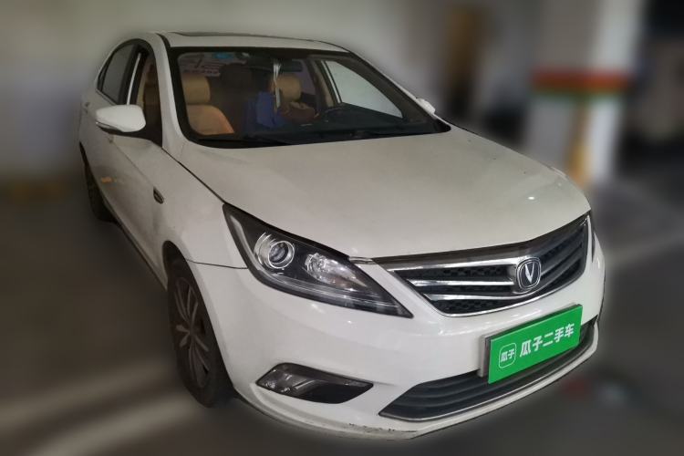 Used CHANGAN Eado 2016 1.6L Manual Fashion Edition Front Right 45 Deg