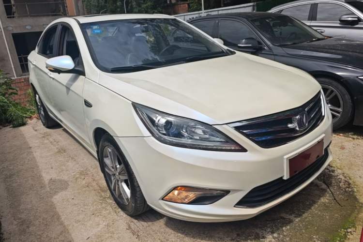 Used CHANGAN Eado 2016 1.6L GDI Manual JingShang Model Front Right 45 Deg