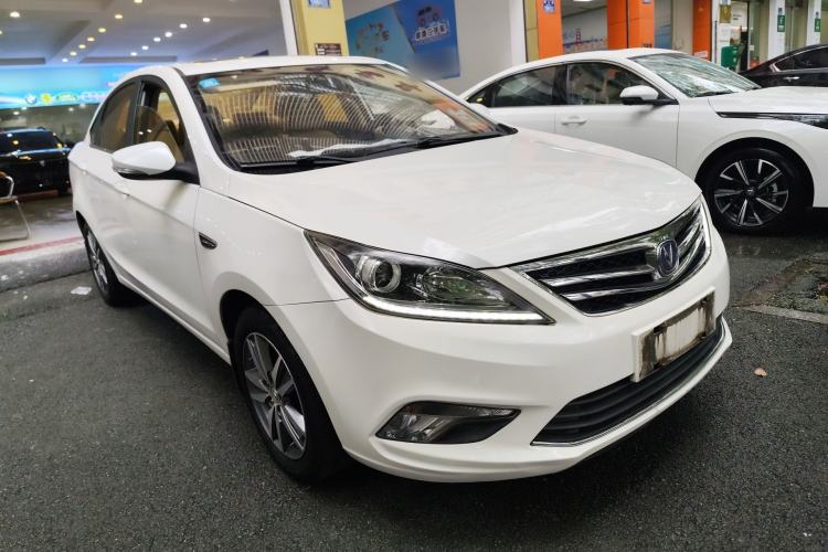 Used CHANGAN Eado 2016 1.6L Manual Fashion Edition Front Right 45 Deg