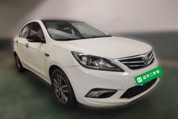 Used CHANGAN Eado 2016 1.6L Manual Fashion Edition Front Right 45 Deg