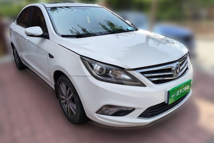 Used CHANGAN Eado 2016 1.6L Manual Fashion Edition Front Right 45 Deg