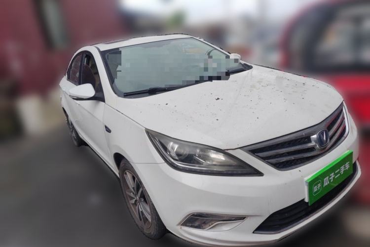 Used CHANGAN Eado 2016 1.6L Manual Fashion Edition Front Right 45 Deg
