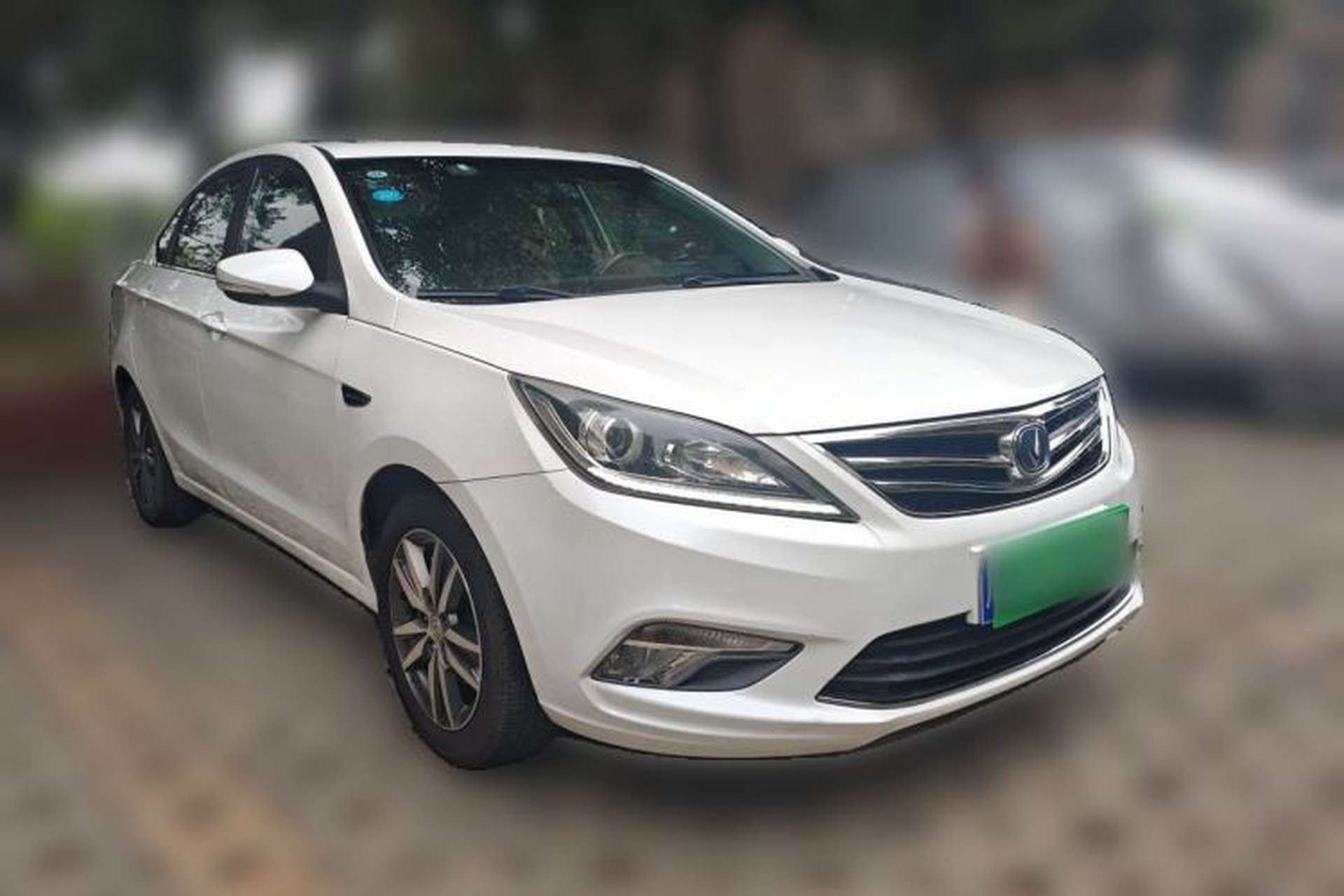 Used CHANGAN Eado 2016 1.6L Manual Fashion Edition Front Right 45 Deg