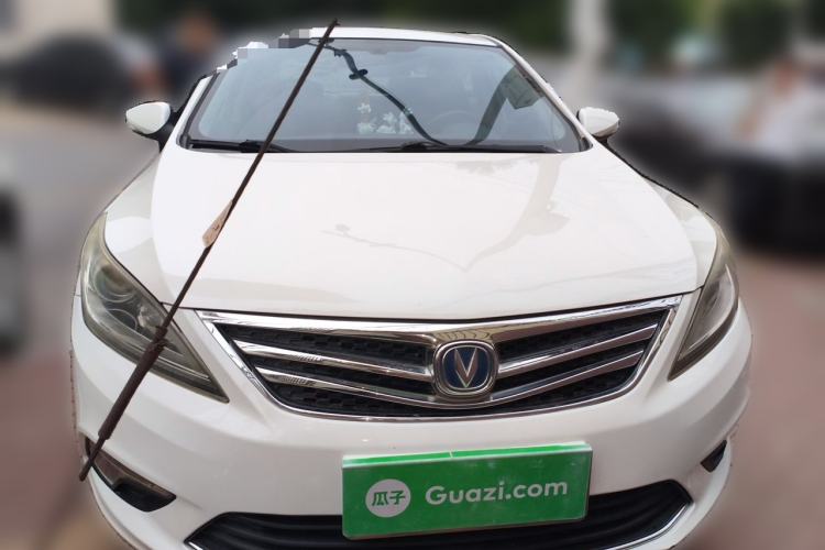 Used CHANGAN Eado 2016 1.6L Manual Fashion Edition Front