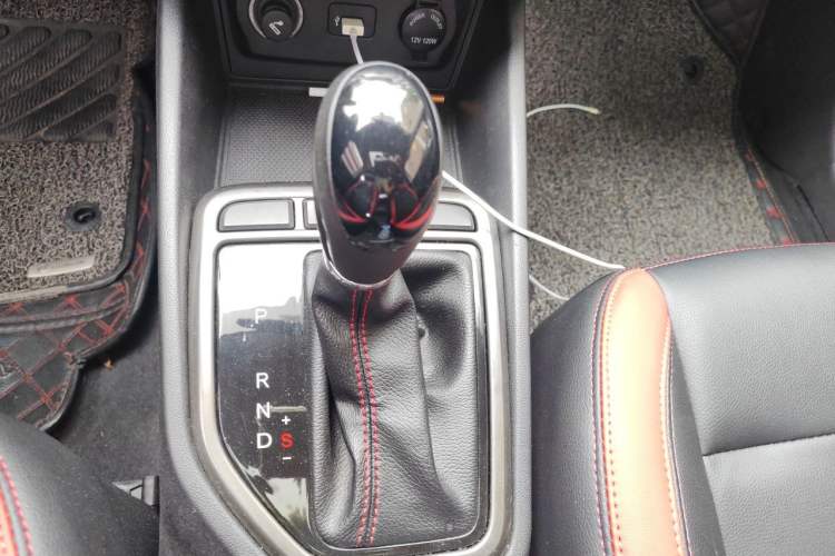 Used CHANGAN Eado 2016 1.6L Automatic Junku Model Gear Lever