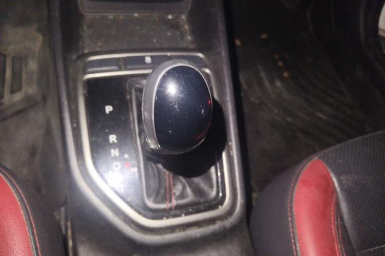 Used CHANGAN Eado 2016 1.6L Automatic Junku Model Gear Lever