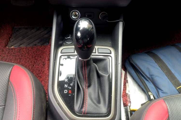 Used CHANGAN Eado 2016 1.6L Automatic Junku Model Gear Lever