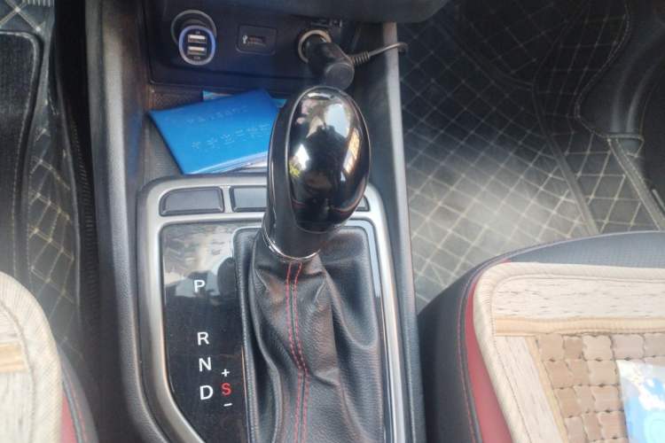 Used CHANGAN Eado 2016 1.6L Automatic Junku Model Gear Lever
