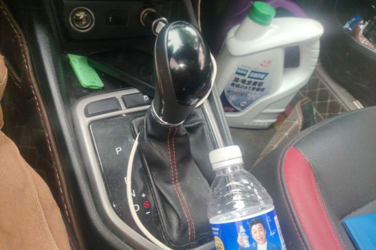 Used CHANGAN Eado 2016 1.6L Automatic Junku Model Gear Lever