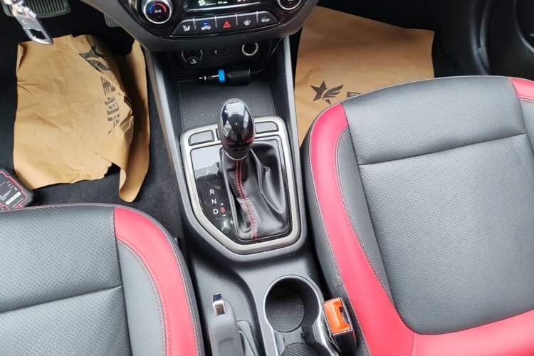 Used CHANGAN Eado 2016 1.6L Automatic Junku Model Gear Lever